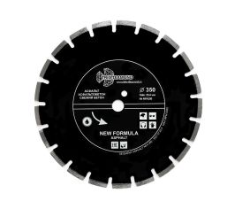 По асфальту